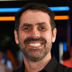Carlos Junior
