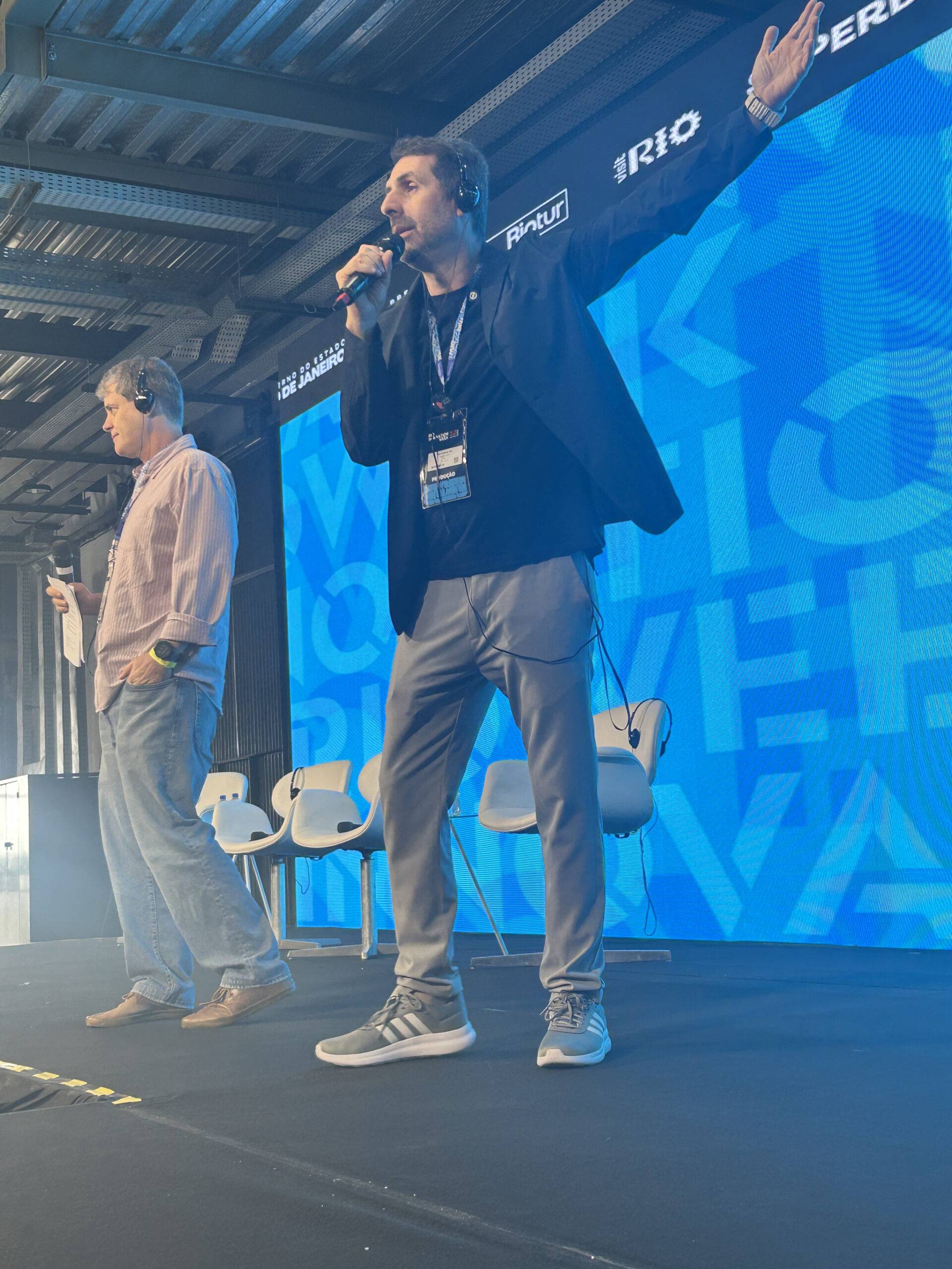 20250812_140812127_iOS